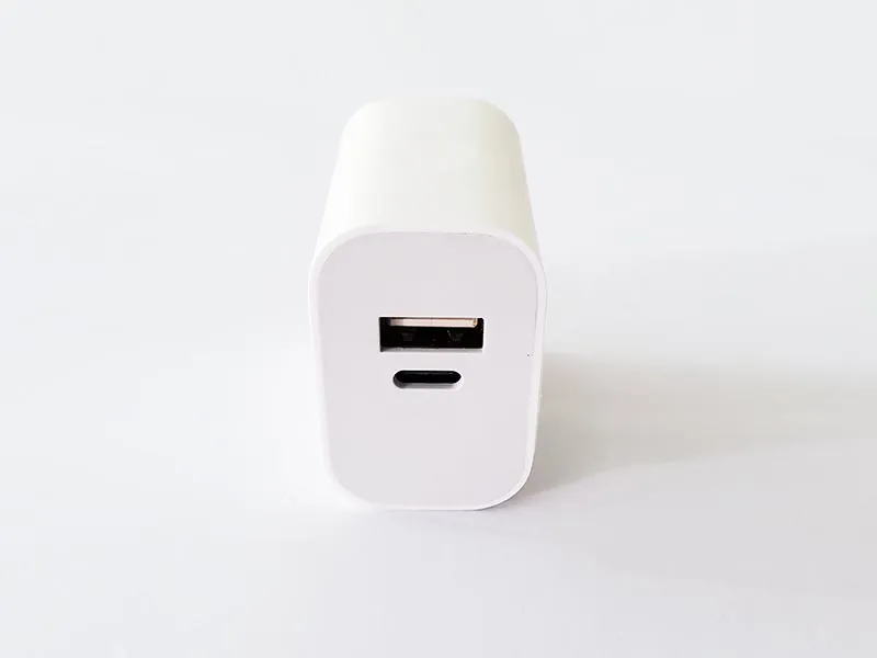 18W Pd & QC 3.0 Dual Port USB Wall Charger for Us Market